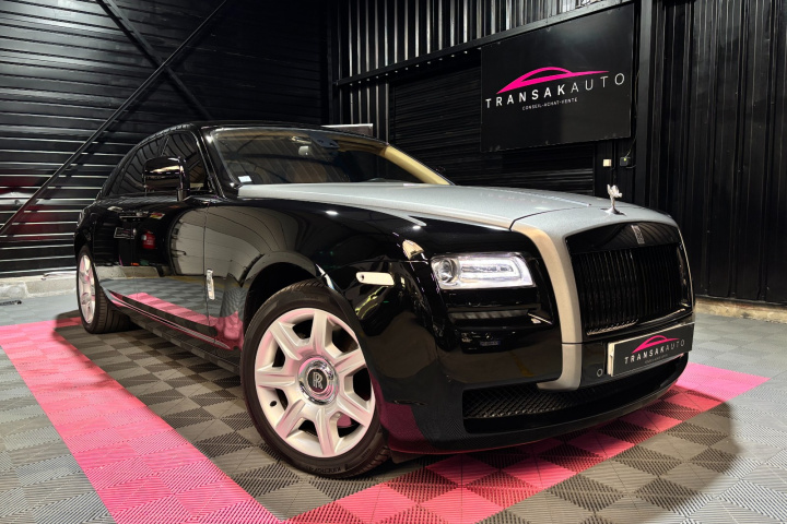 ROLLS-ROYCE GHOST