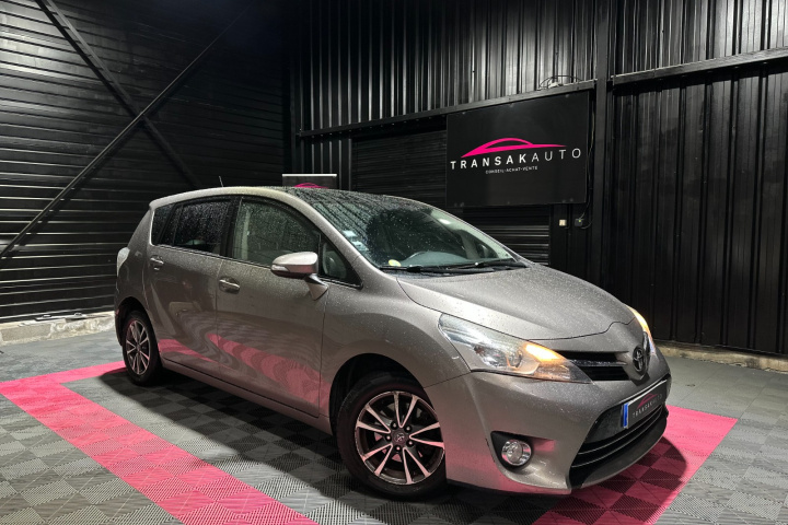 TOYOTA VERSO LCA