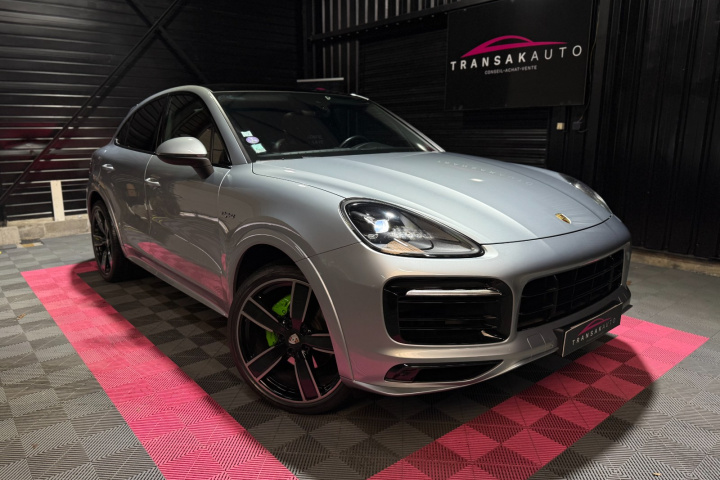 PORSCHE CAYENNE COUPE