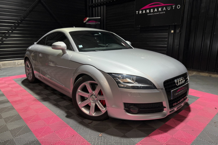 AUDI TT COUPE