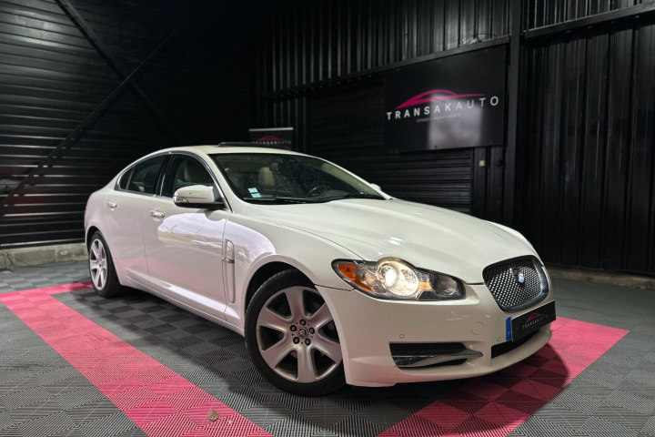 JAGUAR XF