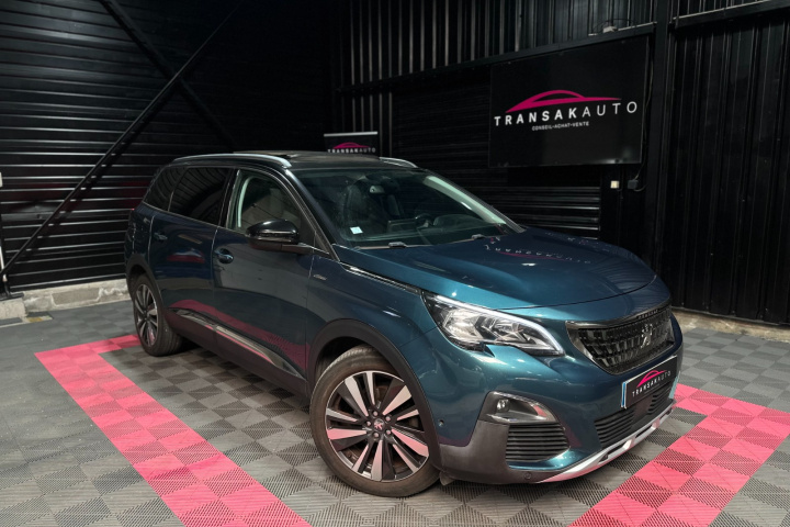 PEUGEOT 5008