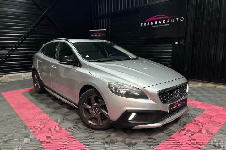 VOLVO V40 CROSS COUNTRY