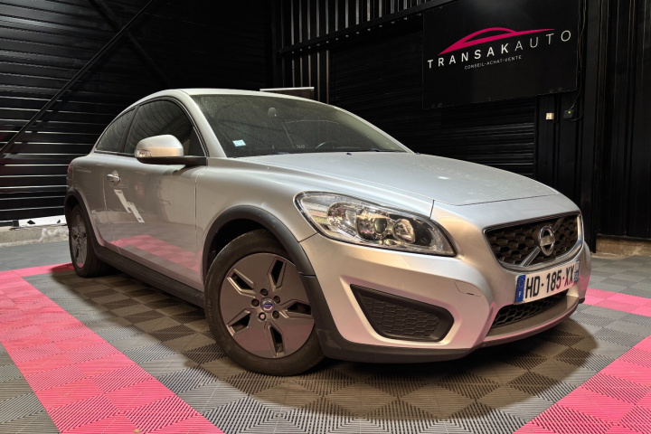 VOLVO C30