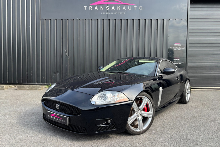 JAGUAR XKR