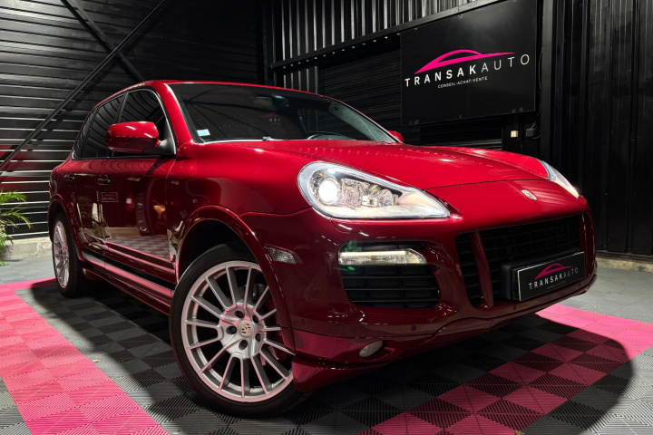 PORSCHE CAYENNE